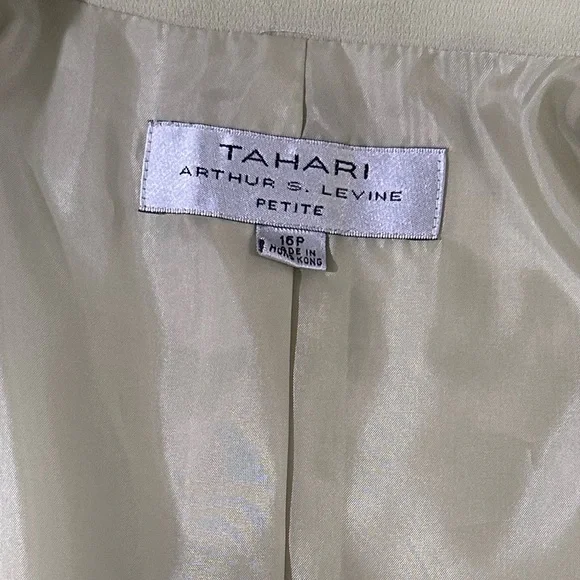 Tahari Jacket Green Pistachio Size 16P - Picture 2 of 12